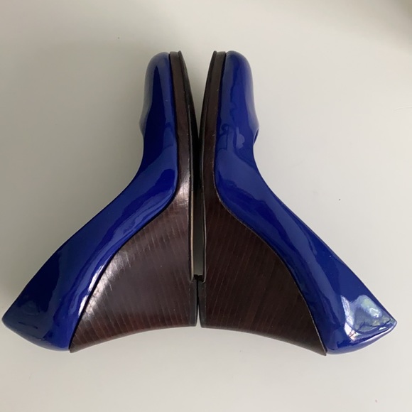 Cole Haan Blue Patent Leather Platform Wedge Heels Size 7 - Picture 5 of 12